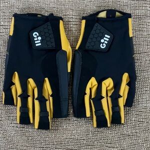 Gill, Men's Short Finger Pro Gloves, Size Medium, New!